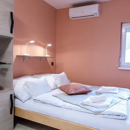 Tengercsillag Vendeghaz Apartment Alsoors