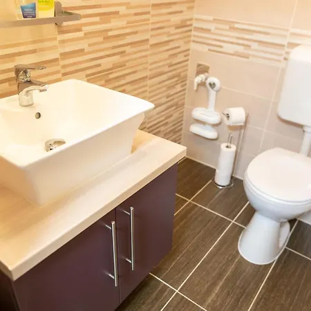 Apartament Tengercsillag Vendeghaz *