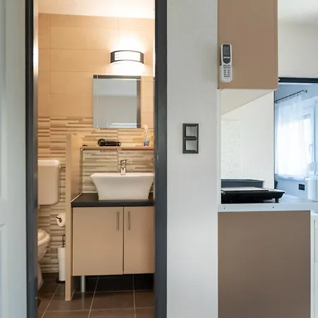 Tengercsillag Vendeghaz Apartament Alsóörs