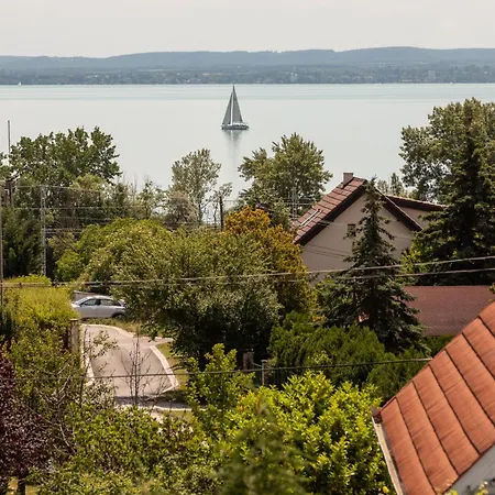 Tengercsillag Vendeghaz Apartament Alsóörs